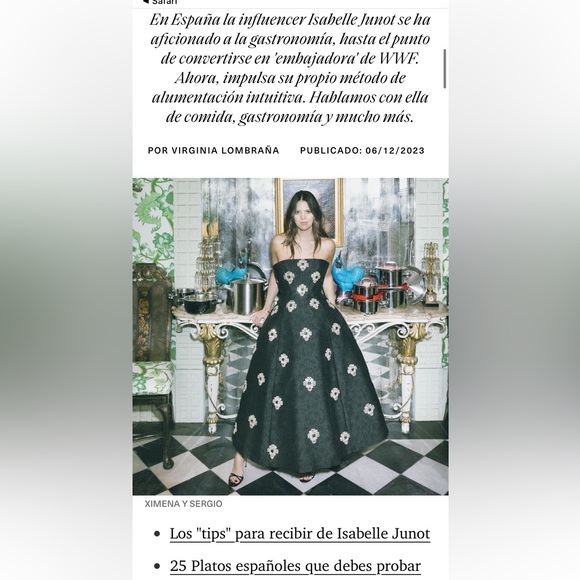 CAROLINA HERRERA
Strapless crystal-embellished embroidered cloqué gown - Picture 7 of 12